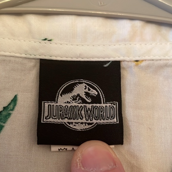 Jurassic Park Men’s Button Down Medium - Picture 5 of 6